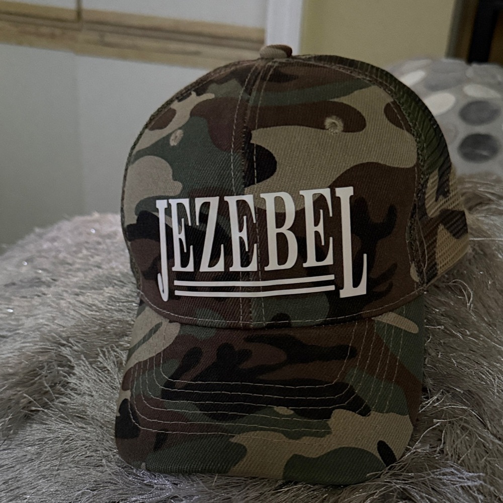 Jezebel Camouflage Women's Cap